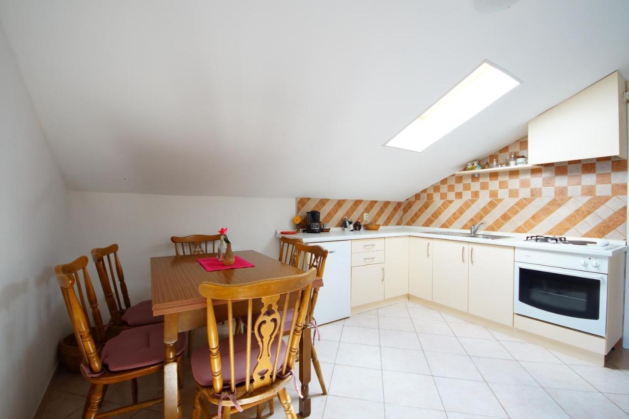 Apartmani Branka Rtina Buitenkant foto