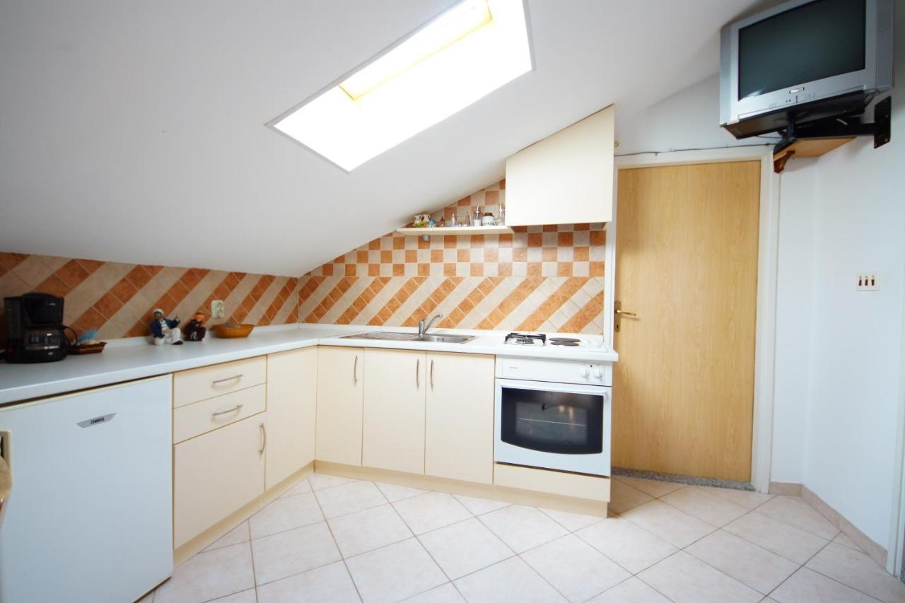 Apartmani Branka Rtina Buitenkant foto