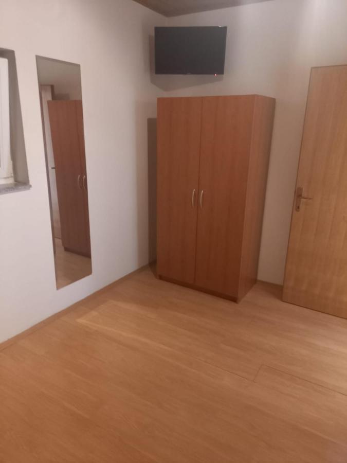 Apartmani Branka Rtina Buitenkant foto